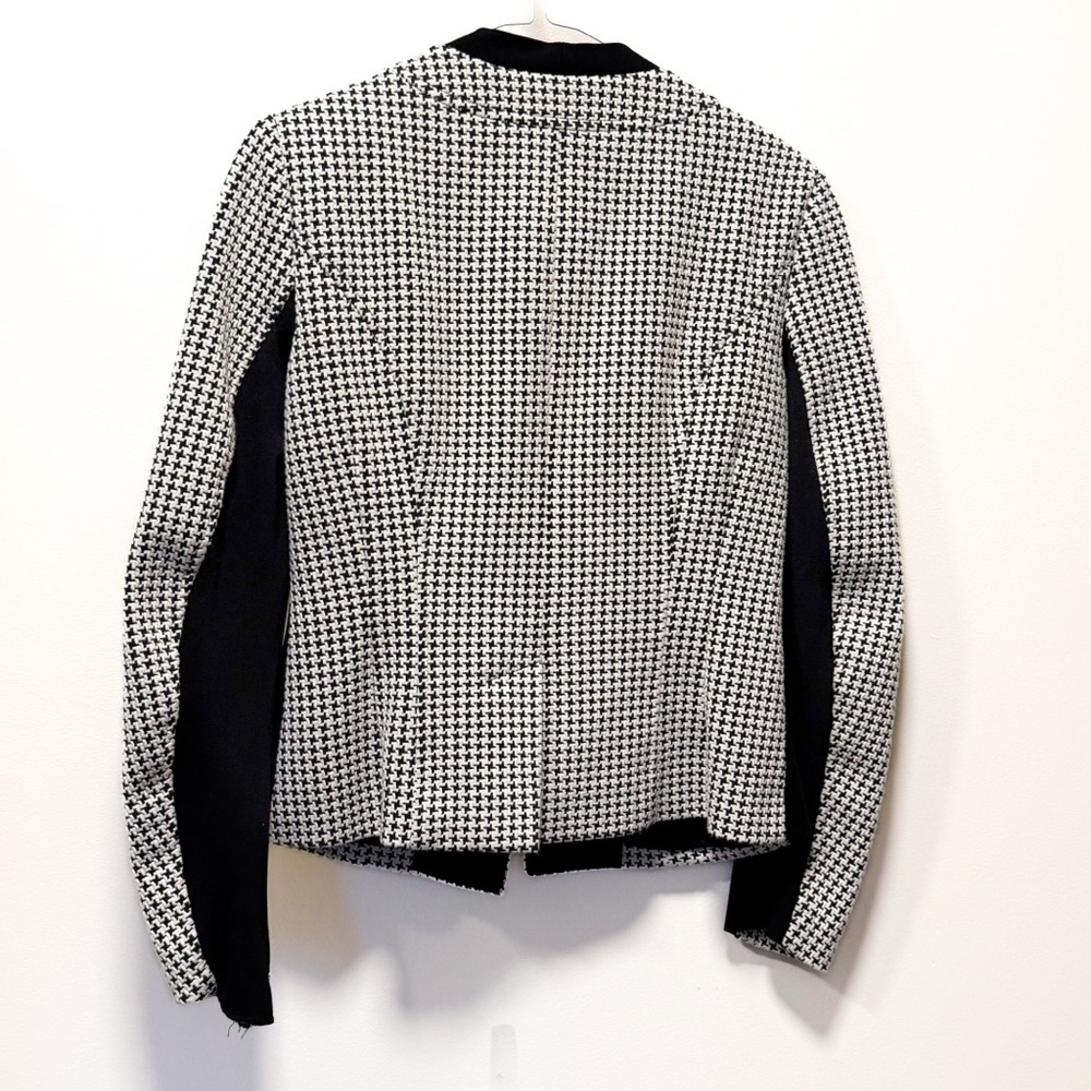 Nanette Lepore Black & White Houndstooth Contrast Panel Blazer - Size 8 - Picture 3 of 9
